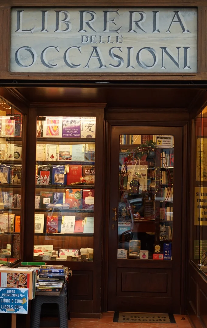 Ingresso della Libreria Rotondi
